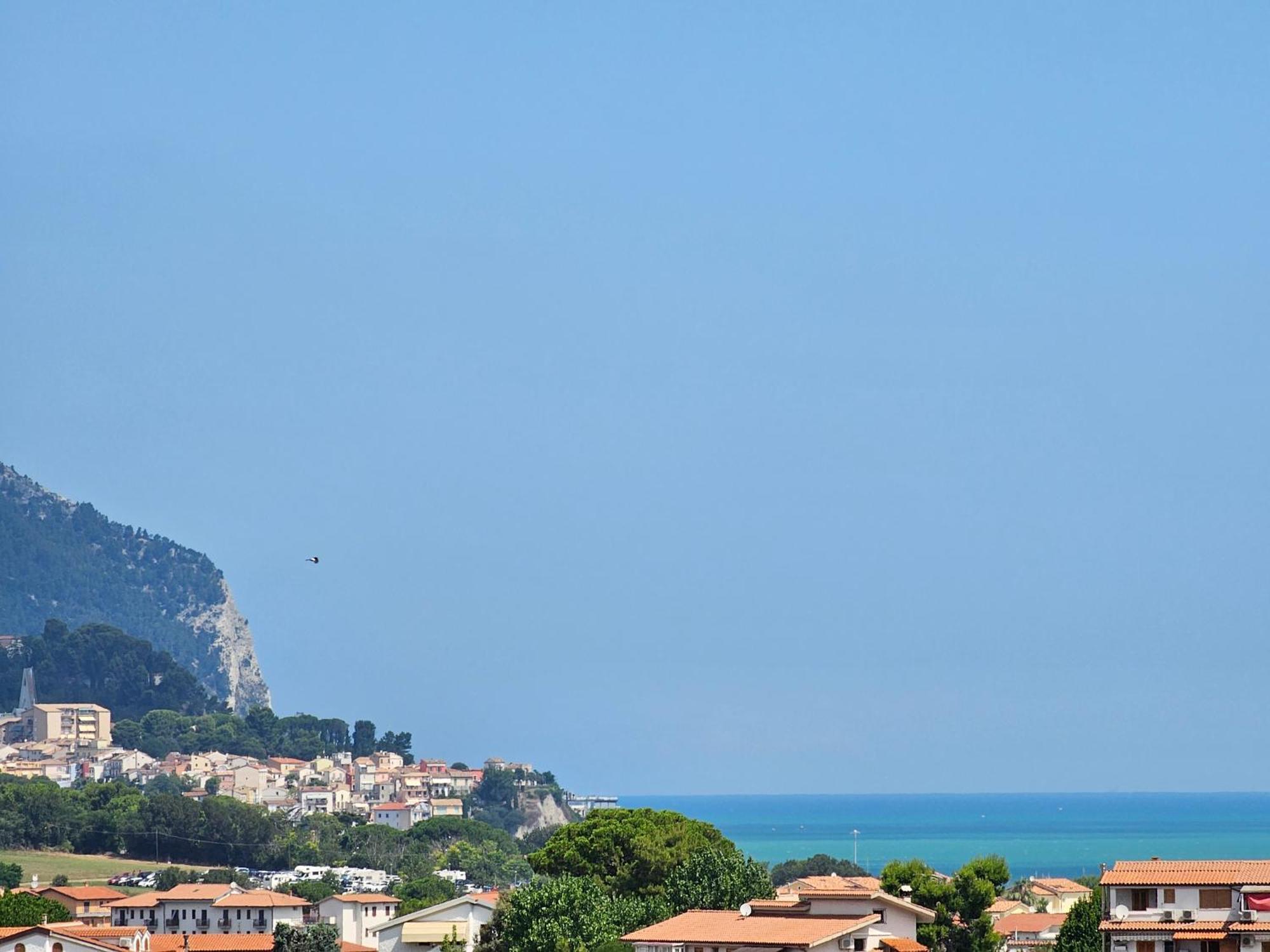 Voglia D'Amare Bed & Breakfast Numana Eksteriør bilde